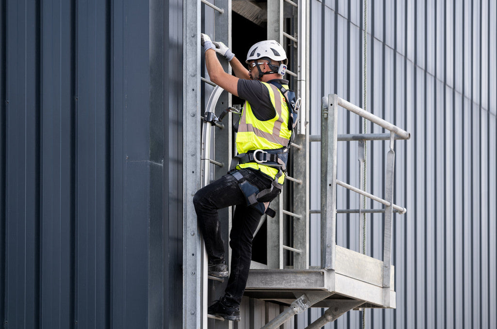 Frontline VLRS Securail Pro Vertical Lifeline System